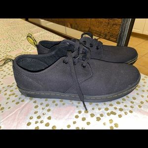 Women's Dr. Martens Santanita